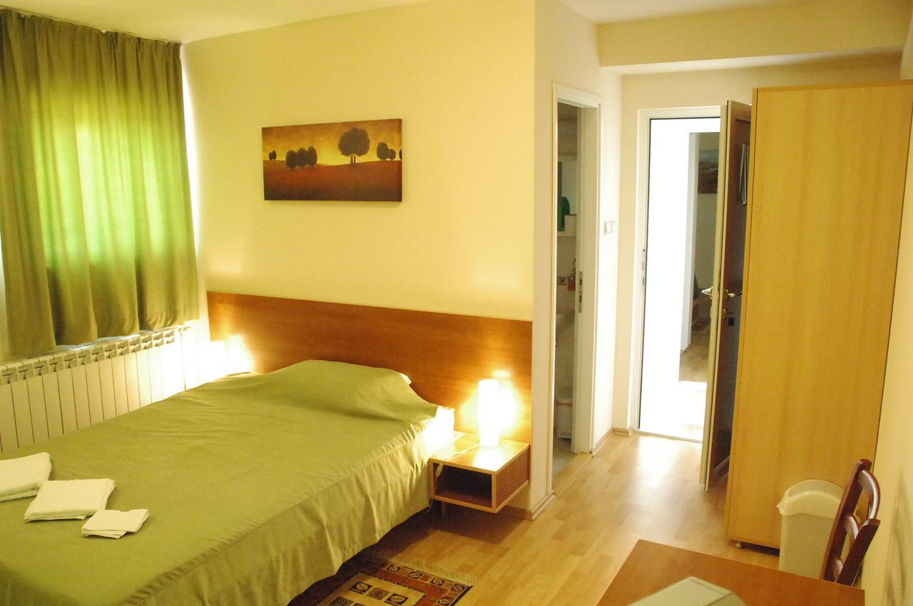 Villa Nevenka Rooms 베오그라드 객실 사진